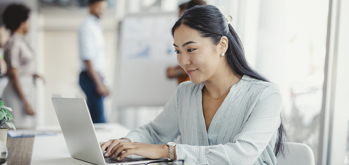 woman laptop